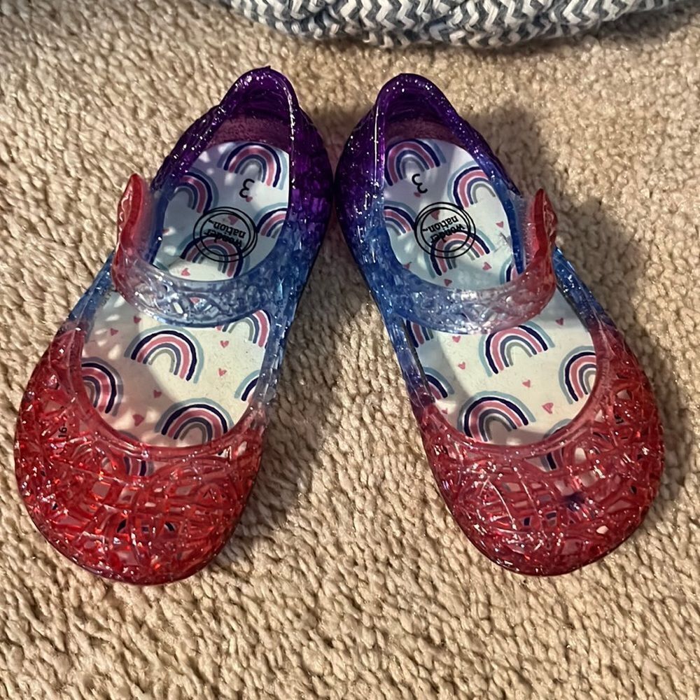 Never Worn Size 3 Jelly sandals